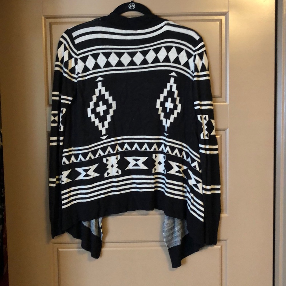 Patterned Cardigan - Picture 2 of 2